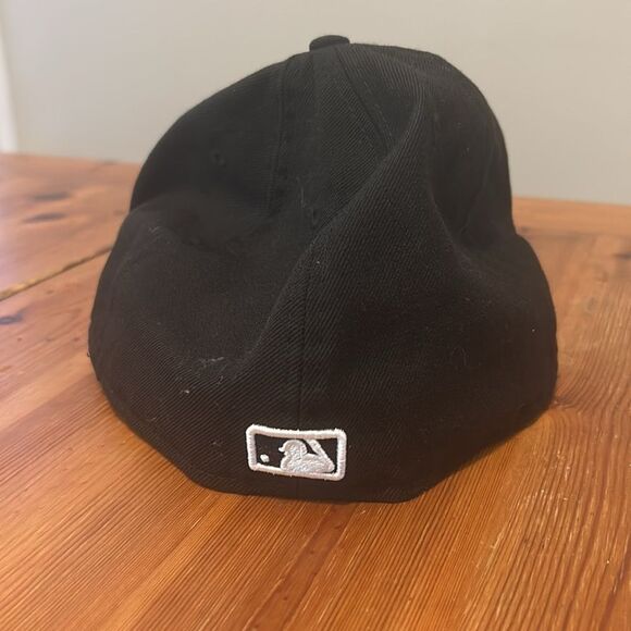 Los Angeles Dodgers MLB Black New Era Fitted Hat. Size 7 3/4 - Picture 3 of 4